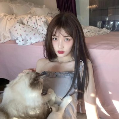 比基尼琼斯和爱的圣殿